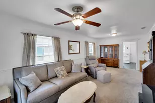 608 Highland Ave, Waxahachie, TX 75165 - Photo 4