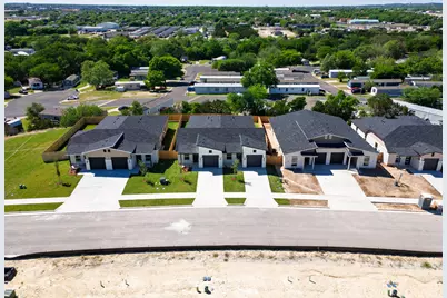 1313 Lone Pine Way, Killeen, TX 76543 - Photo 2