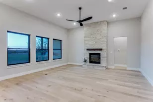 6306 Starlight Ranch Rd, Godley, TX 76044 - Photo 10