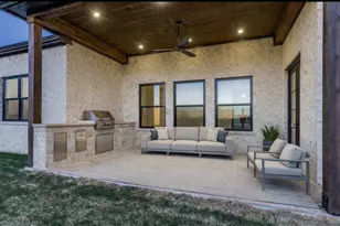 6306 Starlight Ranch Rd, Godley, TX 76044 - Photo 34