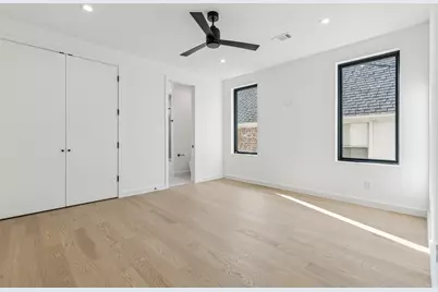 5635 Matalee Avenue, Dallas, TX 75206 - Photo 22