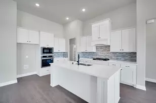 124 Lila Lk Dr, Waxahachie, TX 75165 - Photo 8