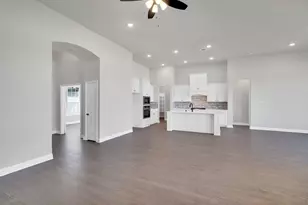 124 Lila Lk Dr, Waxahachie, TX 75165 - Photo 8