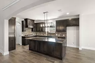 421 Willie Wy, Burleson, TX 76028 - Photo 8