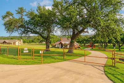 10008 Orchards Boulevard, Cleburne, TX 76033 - Photo 2