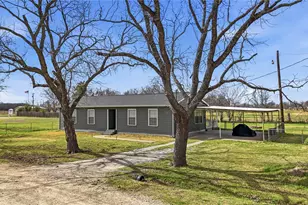 265 N Trinity Ave, Emhouse, TX 75110 - Photo 2