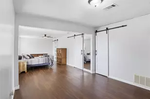 265 N Trinity Ave, Emhouse, TX 75110 - Photo 16