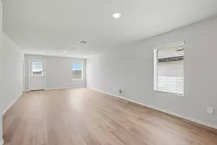 4232 Woodhill Bnd Dr, Fort Worth, TX 76036 - Photo 4