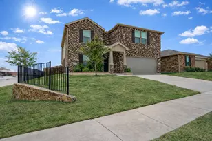 6001 Anchors Landing Pass, Fort Worth, TX 76179 - Photo 2