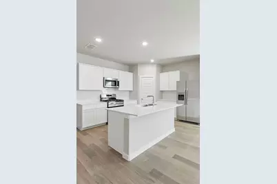 6669 Coyote Valley Trail, Crowley, TX 76036 - Photo 10