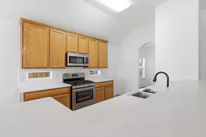 5904 Meadowglen Drive, Denton, TX 76226 - Photo 6