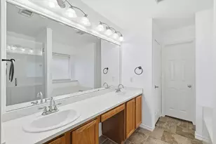 5904 Meadowglen Dr, Denton, TX 76226 - Photo 18