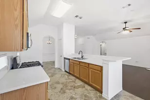 5904 Meadowglen Dr, Denton, TX 76226 - Photo 8