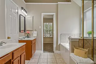 6510 Daisy Dr, Arlington, TX 76017 - Photo 30