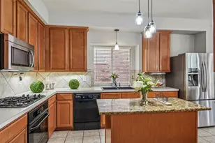 6510 Daisy Dr, Arlington, TX 76017 - Photo 8