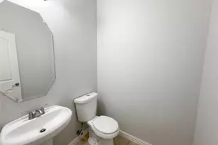 949 Wellington Dr, Lewisville, TX 75067 - Photo 10