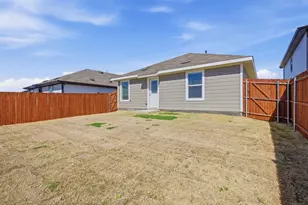 4237 Woodhill Bnd Dr, Fort Worth, TX 76036 - Photo 14