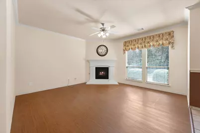 7308 Summit Parc Drive, Dallas, TX 75249 - Photo 10