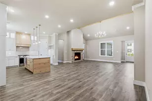709 Anne Rd, Van Alstyne, TX 75495 - Photo 6