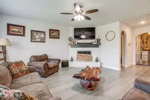 433 Joseph Ln, Crowley, TX 76036 - Photo 18