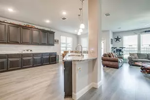 433 Joseph Ln, Crowley, TX 76036 - Photo 8