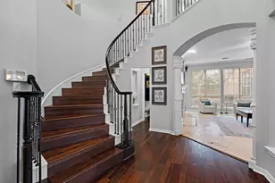 2017 Bishop Dr, Flower Mound, TX 75028 - Photo 4