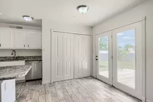 804 Netherland Dr, Arlington, TX 76017 - Photo 12