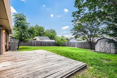 804 Netherland Drive, Arlington, TX 76017 - Photo 2