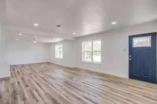 521 Mesquite Ave, Crowley, TX 76036 - Photo 6