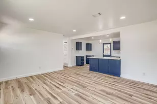 521 Mesquite Ave, Crowley, TX 76036 - Photo 12