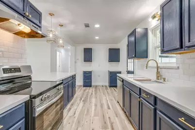 521 Mesquite Avenue, Crowley, TX 76036 - Photo 16