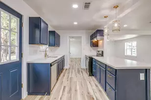 521 Mesquite Ave, Crowley, TX 76036 - Photo 18