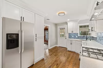 1014 Harlan Street, Irving, TX 75060 - Photo 10