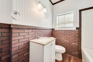 930 W Freeman St, Sherman, TX 75092 - Photo 14