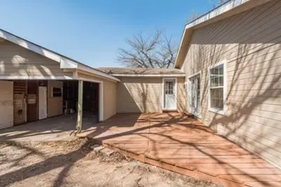 930 W Freeman Street, Sherman, TX 75092 - Photo 18