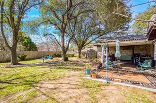 1822 E Cedar Elm Dr, Arlington, TX 76012 - Photo 28