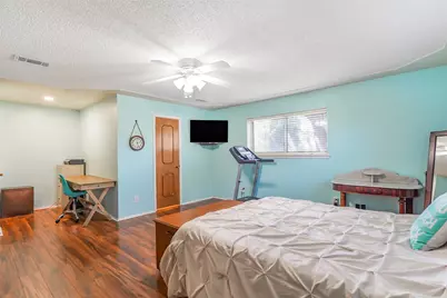1822 E Cedar Elm Drive, Arlington, TX 76012 - Photo 16