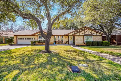 1822 E Cedar Elm Drive, Arlington, TX 76012 - Photo 1