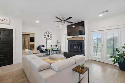 121 Bluegrass Trail, Springtown, TX 76082 - Photo 6