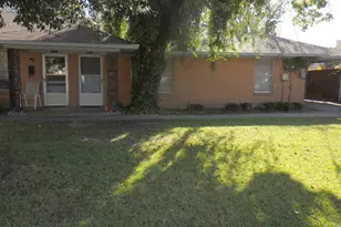 1011 Crescent St, Denton, TX 76201 - Photo 1