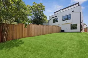 2327 Vagas St, Dallas, TX 75219 - Photo 14