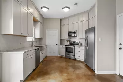 275 N Quail Run Drive, West, TX 76691 - Photo 10