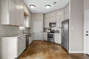 275 N Quail Run Dr, West, TX 76691 - Photo 10