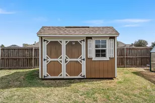 275 N Quail Run Dr, West, TX 76691 - Photo 28