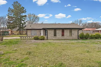 704 S Manson Street, Wolfe City, TX 75496 - Photo 1