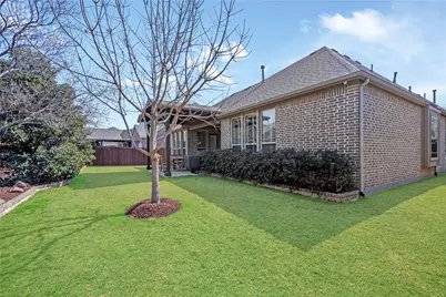 1125 Blue Lake Boulevard, Arlington, TX 76005 - Photo 6
