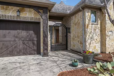 1125 Blue Lake Boulevard, Arlington, TX 76005 - Photo 10