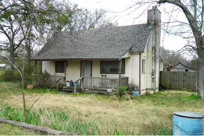 110 S Bois D' Arc Street, Bailey, TX 75452 - Photo 1