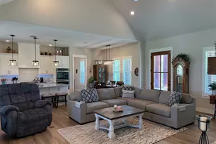 130 Demonbreun Ct, Chico, TX 76431 - Photo 14