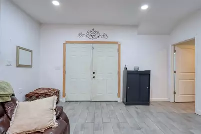 305 E Belt  Line Road, Wilmer, TX 75172 - Photo 10